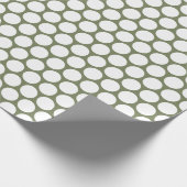 Polka Dots Sage Green und Weiß Geschenkpapier (Ecke)