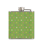 Polka Herzen auf grünem Grün Flachmann (Rückseite)