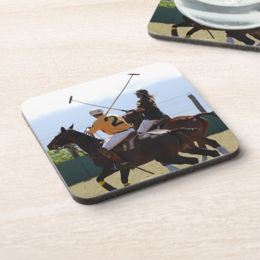 Polo-Pferdematch-Set von sechs Untersetzer (Linke Seite)