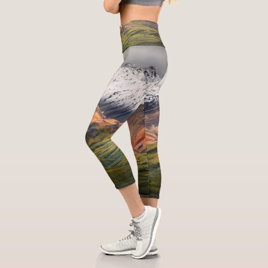 Polychrome-Berg, Denali NP, Alaska Capri Leggings (Links)