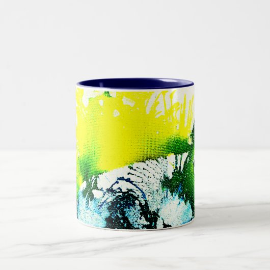 Polychromoptik #2A von Michael Moffa Zweifarbige Tasse (Mittel)