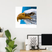 Polygonadler mit blauem Hintergrund Poster (Heimbüro)