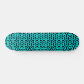 Polygone v1 - Schwarz und Cyan Skateboard (Horizontal)