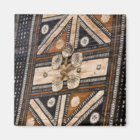 Polynesien, Königreich Tonga. Detail der Tapa Magnet (Vorne)