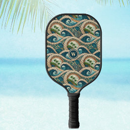 Polynesische Wellen und Palmenbäume Retro-Monogram Pickleball Schläger