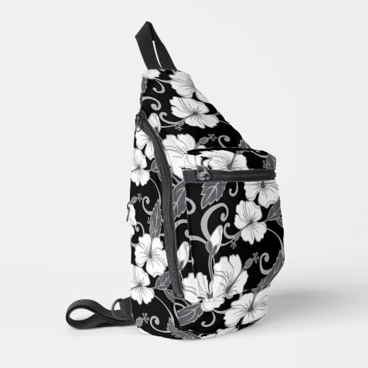 POLYNESISCHES TRAUMPATTER IN SCHWARZ CROSSBODY BAG (Linke Seite)