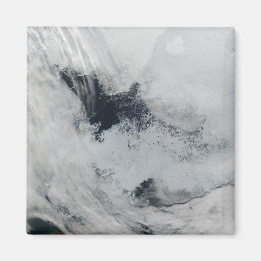 Polynya (offenes Wasser) im Beaufort Meer Magnet (Vorne)