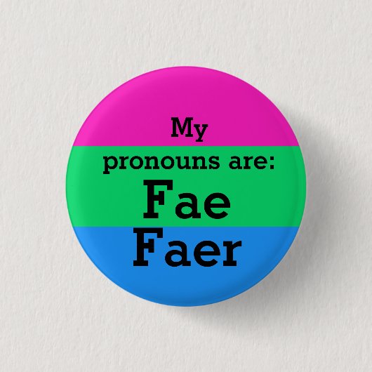 Polysexualitätsflagge mit Fae/Faer Pronomen Button (Vorderseite)