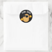 Pom tato Funny Potato Pun Dark BG Runder Aufkleber (Tasche)
