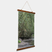 Pond under the Trees Wood Topped Tapestry Wandteppich Mit Holzrahmen (Gewinkelt)