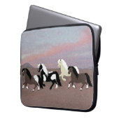 Ponies Neoprene Laptop Sleeve (Vorderseite Links)