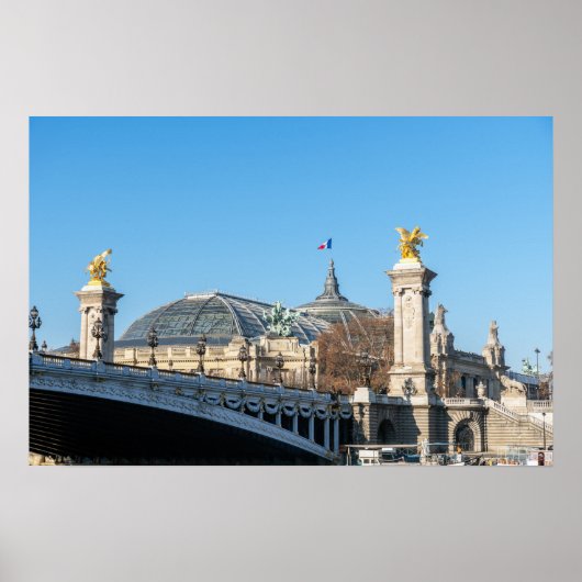 Pont Alexandre III und Grand Palais an einem sonni Poster (Vorne)