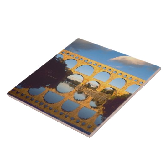 Pont du Gard, Gardon River, Gard, Languedoc Fliese (Seite)