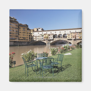 Ponte Vecchio und Tabelle entlang dem Arno Rive Magnet