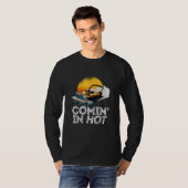 Pontoon Boat Comin In Hot Boating Lake for D T-Shirt (Vorne ganz)