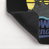 Pontoonboot-Party-Crew für Schabernack Down Mousepad (Ecke)