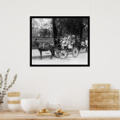 Pony Cart Girl and Dogs 1921 Poster (Küche)