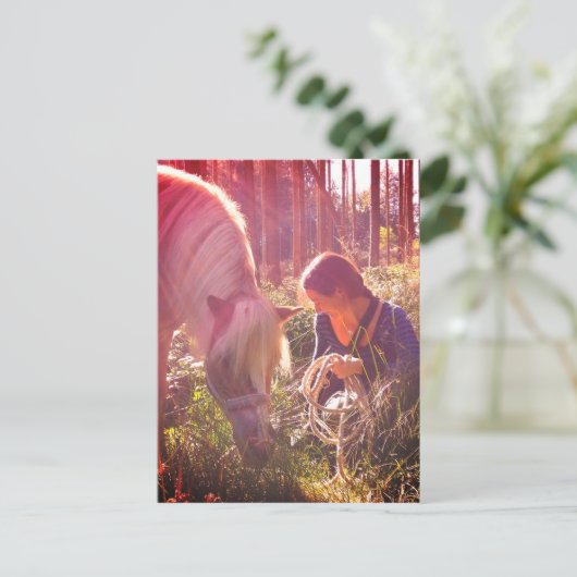 Pony im Wald Postkarte (Stehend Vorderseite)