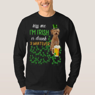 Poodle Crossbreed Küss mir, ich bin irisch oder Be T-Shirt