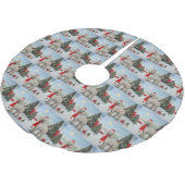 Poodle Dog in Schnee Weihnachten Polyester Weihnachtsbaumdecke (Schrägansicht)