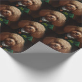 Poodle Dog in St. Patrick's Day Dress Geschenkpapier (Ecke)