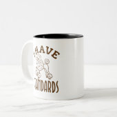 Poodle Eigentümer ich habe Standards Zweifarbige Tasse (Vorderseite Links)