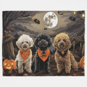 Poodle Halloween Spooky Fleecedecke (Vorderseite (Horizontal))