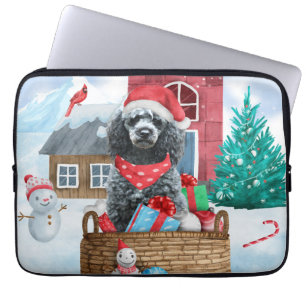 Poodle Hund im Schnee Weihnachtshaus Laptopschutzhülle