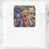 Poodle Hunde Trick-oder-Treating Halloween Kostüme Quadratischer Aufkleber (Tasche)
