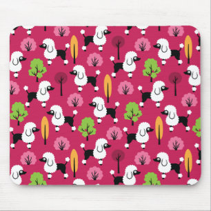 Poodle im Park Mousepad