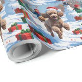 Poodle läuft im Schnee mit Weihnachtshut Geschenkpapier (Rolleneckpunkt)