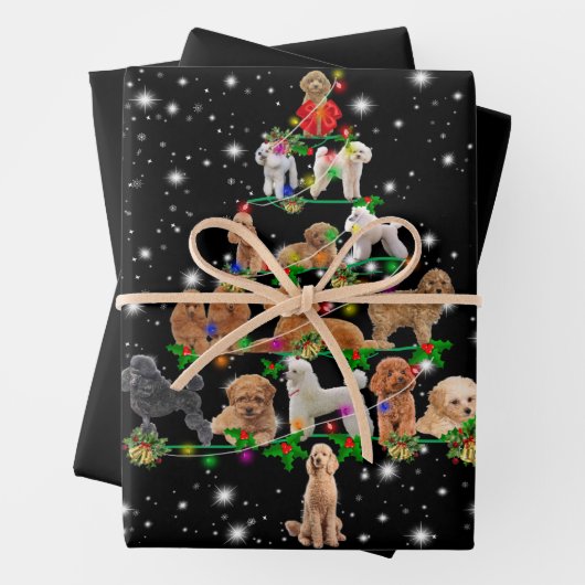 Poodle Weihnachtsbaum abgedeckt durch Blitzlicht Geschenkpapier Set (Beispiel)