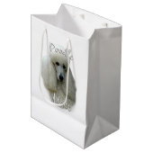Poodle (wht) Mama 2 Mittlere Geschenktüte (Vorderseite Schrägansicht)