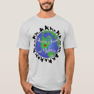 Poodles auf der ganzen Welt 2023 T-Shirt