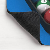 Pool-Bälle auf dem Blau geglaubt: Mousepad (Ecke)