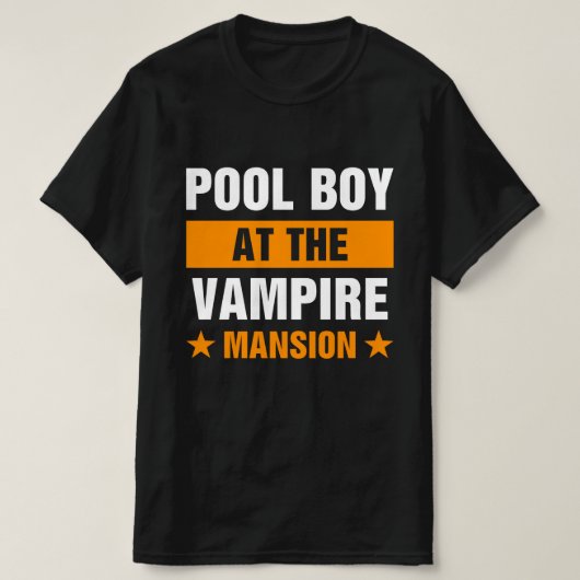 Pool Boy im Vampire-Haus T-Shirt (Design vorne)