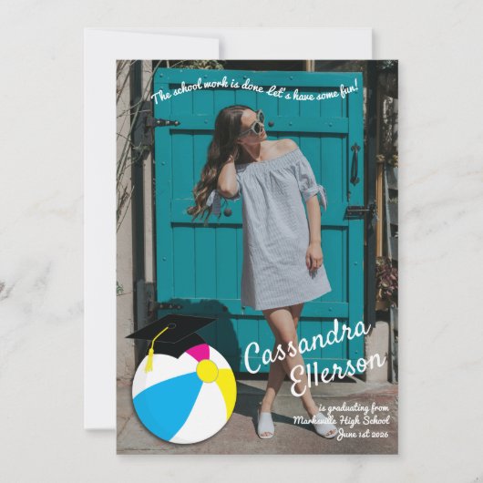 Pool Party Beach Ball Graduation Party Einladung (Vorderseite)