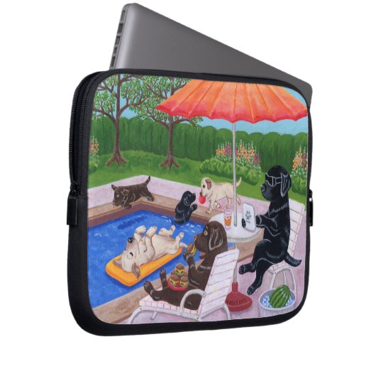 Pool-Party Labradors 2 Laptopschutzhülle (Vorne Rechts)