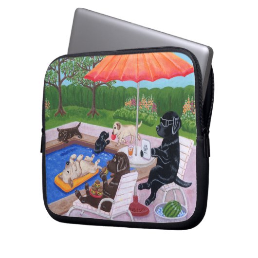Pool-Party Labradors 2 Laptopschutzhülle (Vorderseite Links)