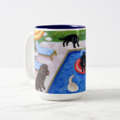 Pool-Party Labradors Zweifarbige Tasse (Vorderseite Links)