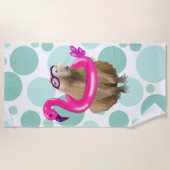 Pool Party Niedlich Capybara mit rosa Flamingo Flo Strandtuch (Vorderseite)