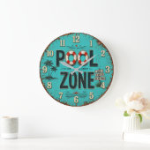Pool Zone Vintage Poolside Große Wanduhr (Zuhause)
