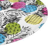 Pop Art Ananas und Palmen Blätter Schneidebrett (Ecke)
