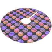 Pop-Art-Basketball Polyester Weihnachtsbaumdecke (Schrägansicht)