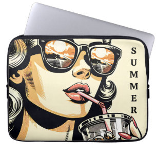 Pop Art Comic Buch Hübsche Frau Drink Soda Laptopschutzhülle