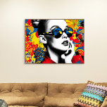 Pop-Art-Frau mit Sonnenbrille Leinwanddruck<br><div class="desc">Eine Frau mit stylischer Sonnenbrille blickt nachdenklich. Der Hintergrund ist lebendig und gefüllt mit dynamischen Comic-ähnlichen Elementen in hellen Farben.</div>
