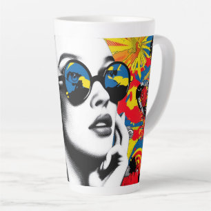 Pop-Art-Frau mit Sonnenbrille Milchtasse