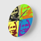 Pop Art Freedom Fighter Geronimo Runde Wanduhr (Winkel)