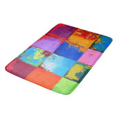 Pop Art grunge Farbblöcke Badematte (Schrägansicht)