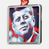 Pop Art JFK John F. Kennedy Red Blue Ornament Aus Metall (Links)